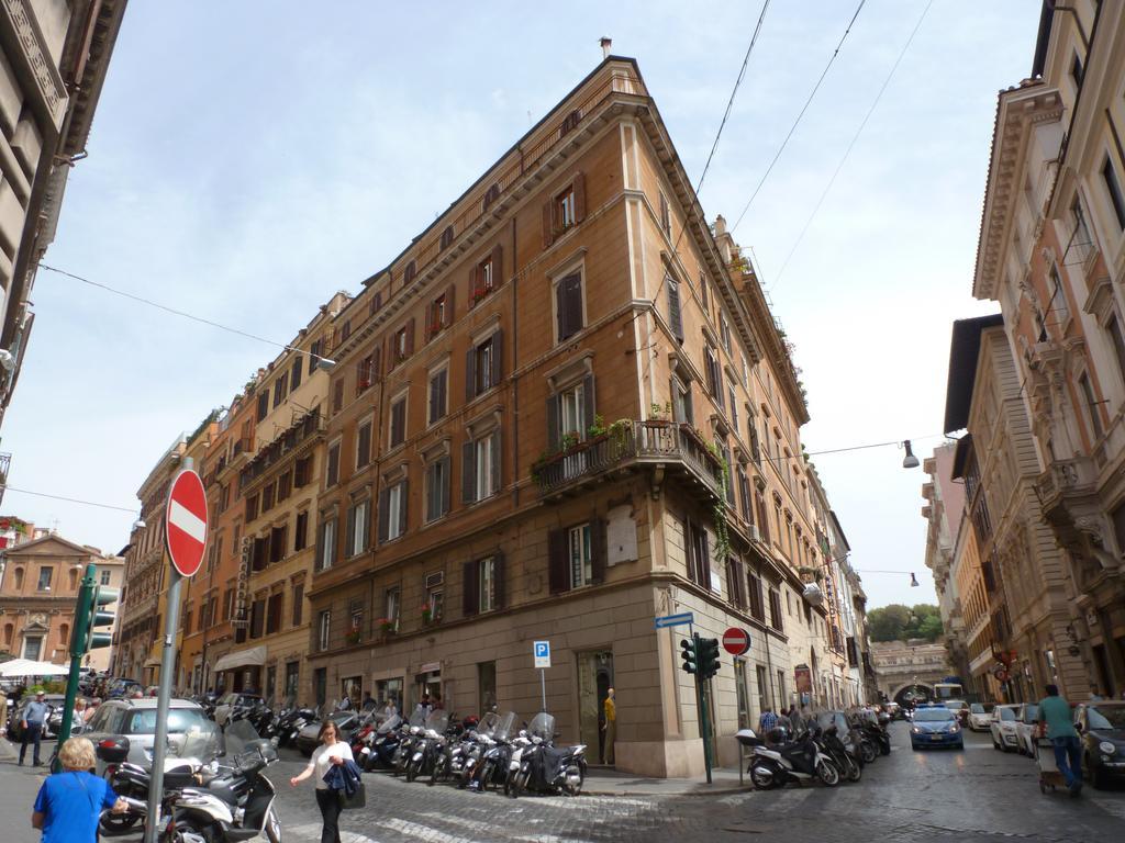 Domus Spagna Capo Le Case Ρώμη Εξωτερικό φωτογραφία